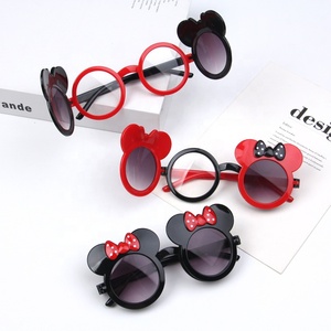 Gafas de sol de lujo para niños, lentes de sol infantiles de protección UV con dibujos animados, estilo flip, <span class=keywords><strong>Mickey</strong></span> y Minnie, regalo para niños, <span class=keywords><strong>2022</strong></span> - Product Image 4