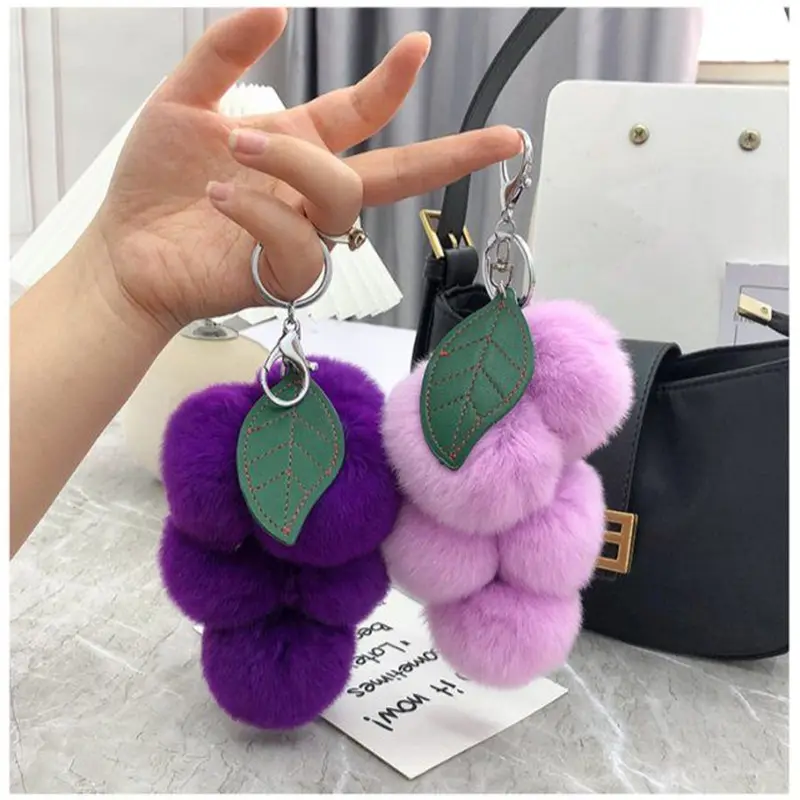 Fruit Pompom uva vera pelliccia simpatici e soffice portachiavi uva da donna borse per ragazze portachiavi per auto portachiavi regalo decorazione affascinante