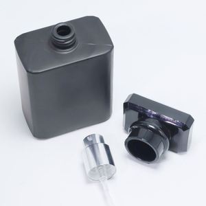 <b>Empty</b> Luxury Custom clear Black Hand Closed 30ml 50ml 100ml <b>Spray</b> Perfume <b>Bottle</b> with Pump - Product Image 3
