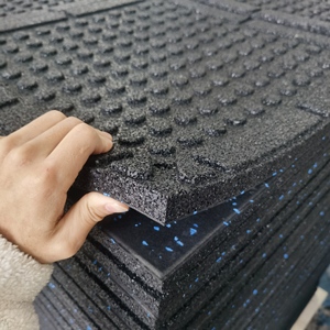 พื้น<span class=keywords><strong>ยาง</strong></span> EPDM สำหรับยิม ขนาดสั่งทำได้ ขายดี ทนทาน ป้องกันไฟฟ้าสถิตย์ ผลิตจากยางรีไซเคิล แผ่น<span class=keywords><strong>ยาง</strong></span>ปูพื้นสำหรับยิม - Product Image 3