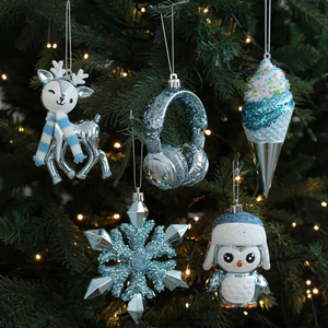 Set di Decorazioni Natalizie Blu Glitterate - Pinguino, Fiocco di Neve, Gelato, Cuffie, Stella, Conchiglia, Pattini da Ghiaccio - Decorazioni Pendenti - Product Image 1