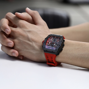 <span class=keywords><strong>Montre</strong></span> Tonneau pour homme <span class=keywords><strong>TSAR</strong></span> BOMBA avec bracelet en silicone - Product Image 5