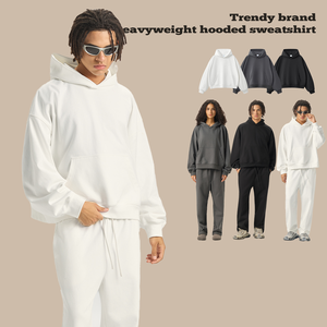 Sweat à capuche boxy court et ample en molleton bouclette lourd 420G, taille américaine, avec broderie de logo personnalisée, coupe épurée, style survêtement - Product Image 5