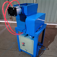Machine à presser les rainures de tuyaux galvanisées Machine à fileter les tiges de vadrouille pour tuyaux en aluminium Machine à rouler les filets de tuyaux ronds