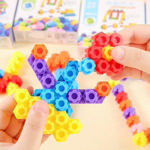 Jinying - Juego de 40 Bloques de Construcción Hexagonales, Juguete Creativo de Ensamblaje para Niños, Aprendizaje Temprano, Juego en Casa, Regalo de Cumpleaños - Product Image 5