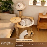 Arbre à chat compact multi-niveaux en panneaux de densité, avec capsule spatiale intégrée, lit pour chat robuste et durable, structure d'escalade résistante aux griffures