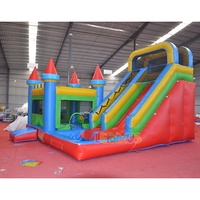 Château gonflable avec toboggan aquatique, château gonflable d'été, château gonflable pas cher, combo château gonflable, château gonflable extérieur