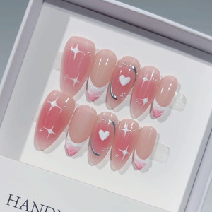 Lot de 10 faux ongles en amande, faits main, blancs, avec paillettes mates, motifs étoiles, cœurs et arcs argentés, à coller, réalistes - Product Image 3