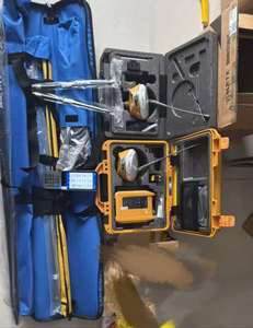 Equipo de Topografía GNSS RTK Hi Target V300, Compatible con Múltiples Constelaciones, Resistente con Clasificación IP68, -30~+70, Habilitado para 5G/<span class=keywords><strong>WiFi</strong></span>, para Trabajos Terrestres - Product Image 2