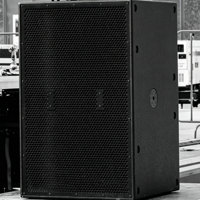 Système de sonorisation Line Array professionnel pour événements en plein air, 8006AS, double caisson de basses actif de 18 pouces, 2500W RMS, aimant en ferrite, SPL maximal de 141dB