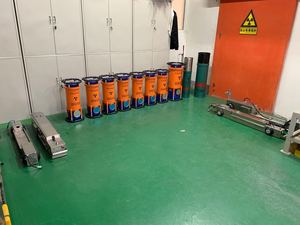 เครื่องตรวจจับข้อบกพร่องด้วยรังสีเอ็กซ์แบบพกพา Xxg-3205 ราคาอุตสาหกรรม แรงดันไฟฟ้า 220V - Product Image 2