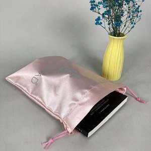 Sac seau à cordon en satin de soie personnalisé Petit sac à cordon en soie à cils en satin avec logo personnalisé Sac à cordon en satin avec logo personnalisé - Product Image 5