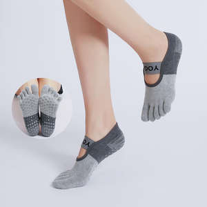 Chaussettes de yoga respirantes en gros pour femmes, antidérapantes en silicone, à cinq doigts, pour la danse, le fitness, le ballet, en coton, sans talon, pour la gym - Product Image 3
