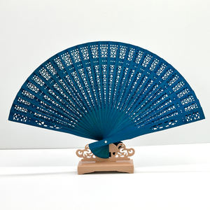 Abanico Plegable de Madera Negra de Fábrica, Abanicos de Mano Vintage de Bambú Tallado Hueco para Regalo de Boda, Fiesta o Cumpleaños - Product Image 2