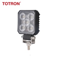 Lumière de travail LED à prix avantageux avec boîtier en plastique homologué Emark pour voiture et machine agricole