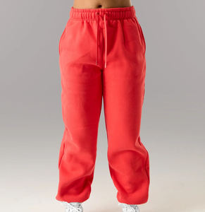 <span class=keywords><strong>Pantaloni</strong></span> jogger in pile super morbidi con vestibilità rilassata e coulisse in vita, consigliati per le donne. - Product Image 2