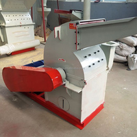 Machine à sciure de bois de type 600 pour matériaux fibreux souples Broyeur à bois monté sur remorque