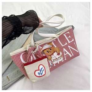 Bolso de hombro a cuadros de moda con estampado de oso de peluche, elegante y versátil bolso con bolsa pequeña - Product Image 2