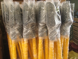 Perceuse à trous professionnelle avec long manche en fibre de verre, robuste, utilisant des outils de terrassement - Product Image 2