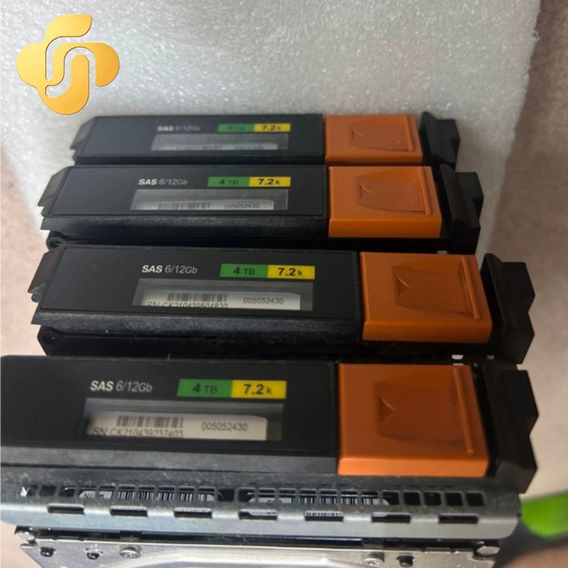 005053117 4TB SAS 3.5 7.2K 12Gbps 128MB 4TB Hard Drive HDD for Unity300 Unity400 Unity500 Unity600