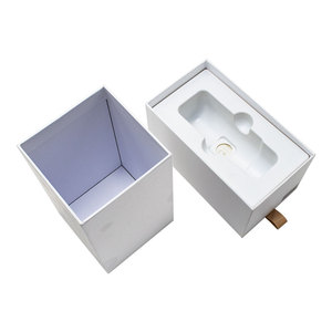 Caja de Regalo Personalizada de Alta Gama, Cajas Rígidas con Laminado Brillante/Mate, Grabado en Relieve, Cartón Reciclable para Tazas, Termos y Regalos - Product Image 4