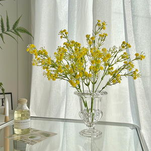 Fleurs artificielles Yasunobu Baby's Breath blanches à 5 branches en silicone souple pour la décoration intérieure, les accessoires de mariage et la photographie - Product Image 3