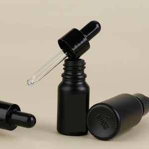 Venta al por Mayor de Botellas de Vidrio Esmerilado Negro de 5-100 ml con Gotero para Aceites Esenciales, Botella de Viaje Recargable - Product Image 1