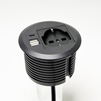 Prise de bureau européenne noire en gros avec ports de charge USB-C et double USB-A pour l'Allemagne, l'Italie, le Chili et les meubles de bureau