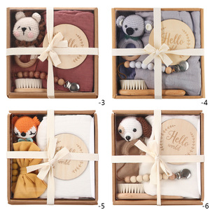 Lot <span class=keywords><strong>de</strong></span> 6 hochets animaux en bois au design nouveau, clochettes lion au crochet, bracelet musical <span class=keywords><strong>de</strong></span> dentition, attaches-tétines, jouet pour bébé, coffret <span class=keywords><strong>cadeau</strong></span> - Product Image 4