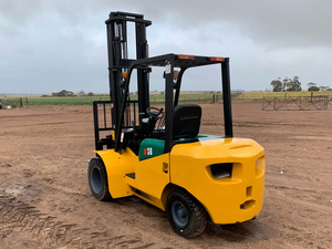 China <strong>New</strong> Logistics Machinery Warehouse Lifting <strong>Forklift</strong> 5 Ton Battery <strong>Forklift</strong> Sf50 With Cabin Spare Parts on Sale - Product Image 2