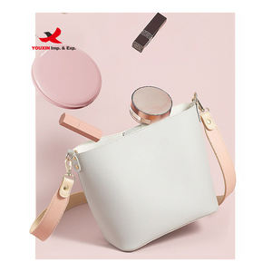 Mixed Procurement Low Price Factory Wholesale Custom Portable Round Cosmetic <b>Makeup</b> <b>Mirrors</b> with LED <b>Light</b> - Product Image 6