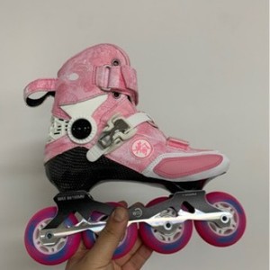 Patines <span class=keywords><strong>de</strong></span> Ruedas Profesionales para Niños con Carcasa <span class=keywords><strong>de</strong></span> Fibra <span class=keywords><strong>de</strong></span> Carbono y PU, Plantilla Ajustable, Ruedas <span class=keywords><strong>de</strong></span> Fila Única, Manejo <span class=keywords><strong>de</strong></span> Patines con Ruedas Dañadas - Product Image 3