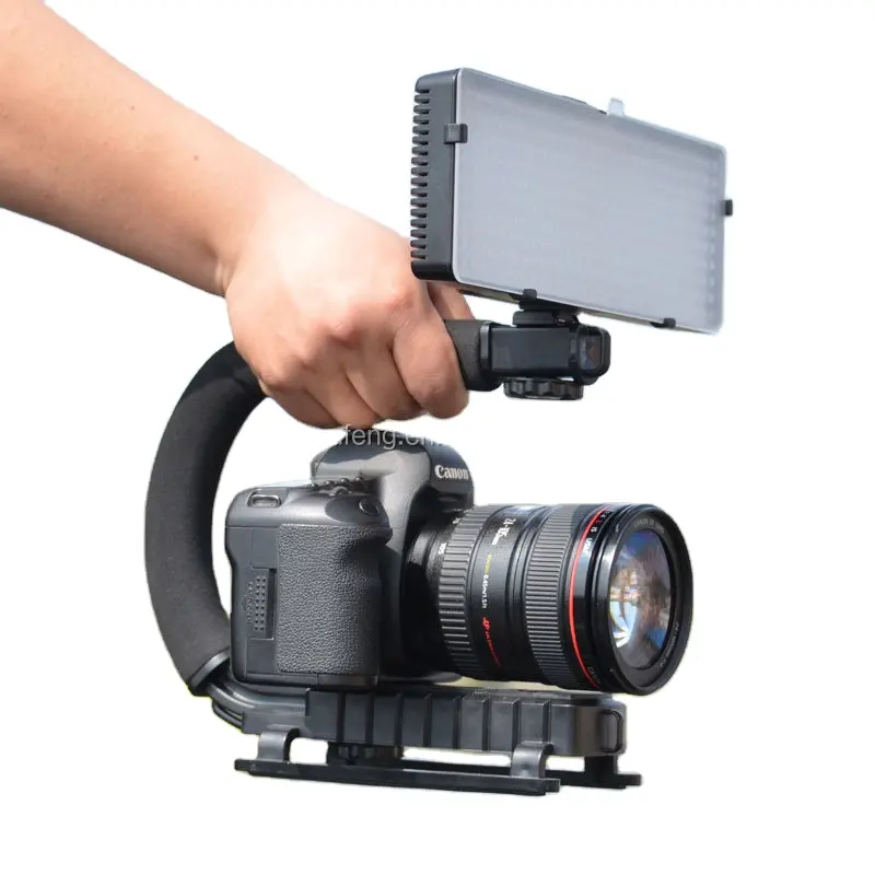 Gyro stabilizer camera mount