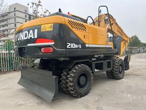 Excavadora de Ruedas Hyundai Robex 210W-9, Amarilla, Hidráulica, para Construcción, Máquina de Trabajo Pesado - Product Image 4