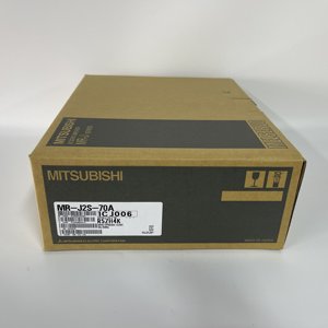 Servoamplificador de CA Mitsubishi Serie MR-J2S MR-J2S-70A - Product Image 1