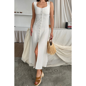 Robe longue en lin blanc sans manches à col carré avec détails boutonnés, style élégant et décontracté, conception personnalisée, pour la vente au détail - Product Image 3