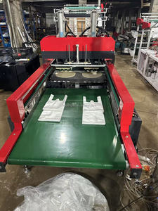 Высокоскоростная автоматическая машина для изготовления пластиковых футболок с двумя/четырьмя линиями, 600 шт./мин - Product Image 2