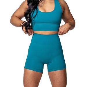Tenues de yoga avec logo personnalisé de haute qualité soutien-gorge de <span class=keywords><strong>sport</strong></span> avec dos croisé et shorts de gymnastique pour la course ensemble de shorts 2 pièces pour femmes - Product Image 1