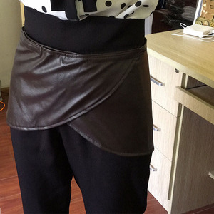 Tenue de <span class=keywords><strong>cosplay</strong></span> inspirée de l'Équipement de Reconnaissance d'Attack on Titan : Mini-jupe et tablier style <span class=keywords><strong>manga</strong></span> - En stock, vente en gros - Product Image 3