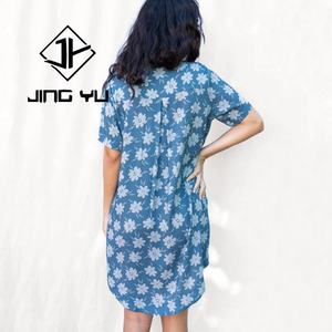 ชุดเดรสลำลองผ้าเรยอนพิมพ์ลายตามสั่งสไตล์ฮาวาย ปี 2024 ชุดเดรสกระดุมยาวคลุมเข่าสำหรับผู้หญิง - Product Image 3