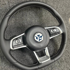 <span class=keywords><strong>Venta</strong></span> Directa de Fábrica, Volante de Cuero Completo para Volkswagen Golf 7 <span class=keywords><strong>GTI</strong></span> Golf R MK7 <span class=keywords><strong>Polo</strong></span> Jetta Passat Tiguan, Compatible con Modelos VW - Product Image 1