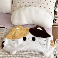 Niedliches Dreifarbiges Calico-Katzen-Plüschkissen Weiches Flauschiges Halbmondförmiges 80cm Kätzchen-Stoffkissen für Sofa Schlafzimmer Deko