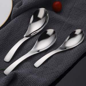 Cuchara para sopa de acero inoxidable 304 de primera calidad, diseño profundo y grueso, duradera, para uso en restaurantes y en el hogar. - Product Image 2
