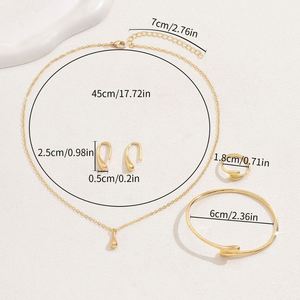 Parure de bijoux de luxe en alliage de zinc doré réglable pour femme - Collier et boucles d'oreilles goutte d'eau, cadeau élégant pour fiançailles et anniversaire - Product Image 2