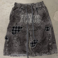 Shorts de survêtement gris pour hommes, imprimé graffiti, patchwork à carreaux, bords bruts, œillets, longueur genou, cordon élastique, personnalisable