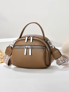 Nouveaux Sacs Bandoulière de Créateur Tendance en Cuir PU de Haute Qualité, Sacs Messager Décontractés, Cabas de Luxe pour Femmes, Sacs à Main et Pochettes - Product Image 2