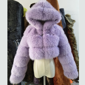 <span class=keywords><strong>Cappotto</strong></span> <span class=keywords><strong>in</strong></span> Ecopelliccia da Donna <span class=keywords><strong>con</strong></span> <span class=keywords><strong>Cappuccio</strong></span> e Maniche Lunghe per Massimo Calore - Product Image 2