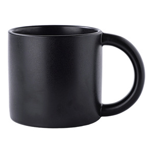 แก้วเซรามิกเคลือบด้าน สีขาวและดำ ดีไซน์มินิมอล ของขวัญสำหรับสำนักงาน - Product Image 3