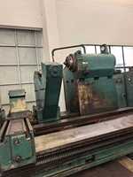 Tour à plancher horizontal robuste KARATS d'occasion |   Mandrin à 8 mors de grande capacité pour usinage ultra-lourd