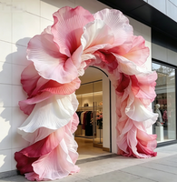 Décoration de mariage rose, art floral géant en organza de soie véritable, grand fond de scène, accessoires de vitrine